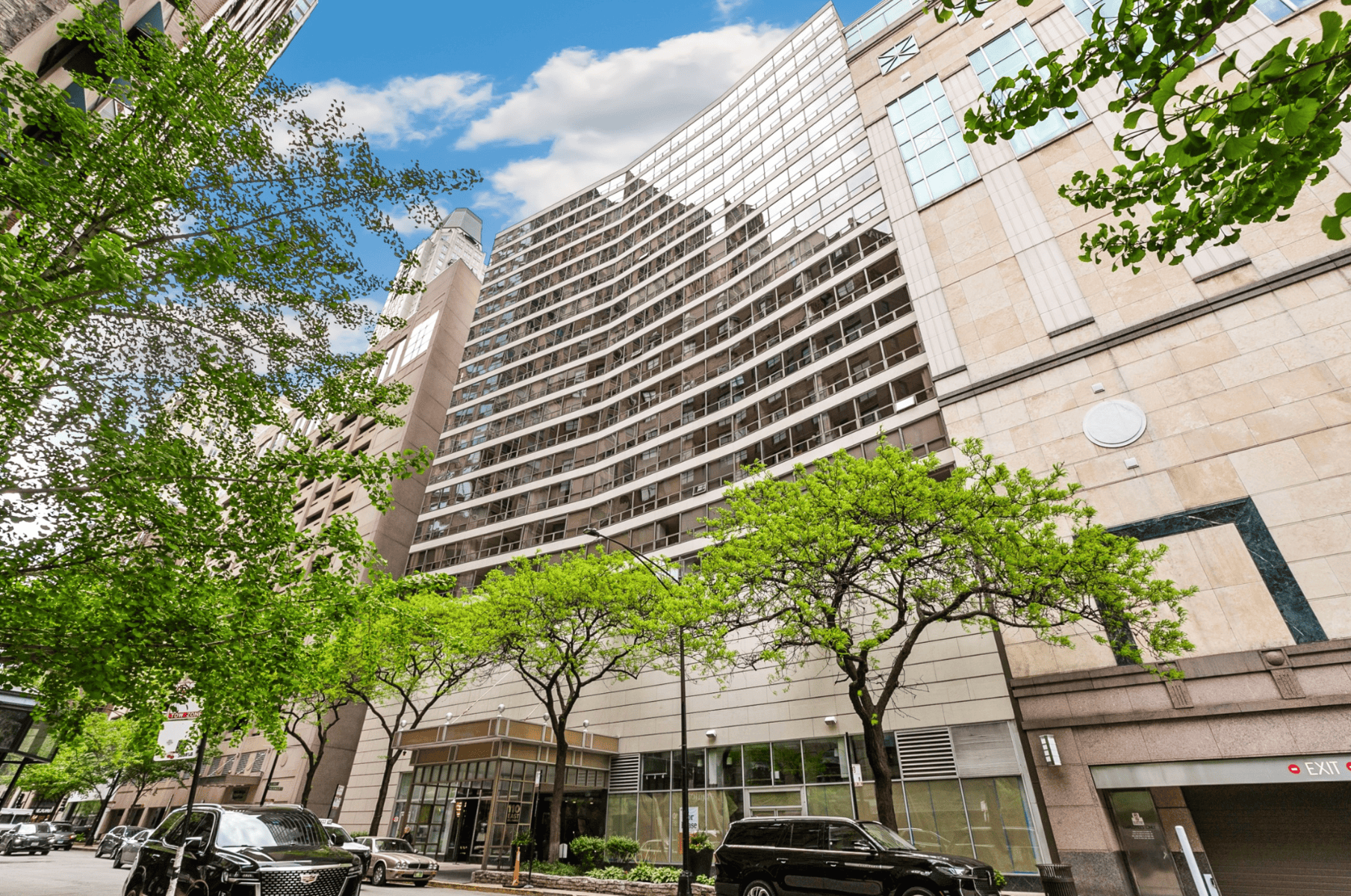 Price Point: The Typical U.S. Home Costs $400,000. Here’s What That Buys in 3 Cities